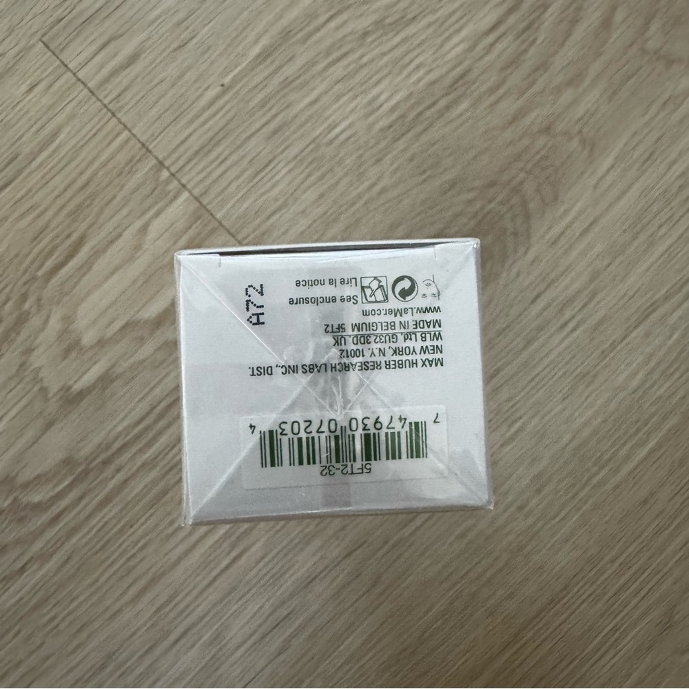 La Mer foundation 230 light ochre - Picture 4 of 4